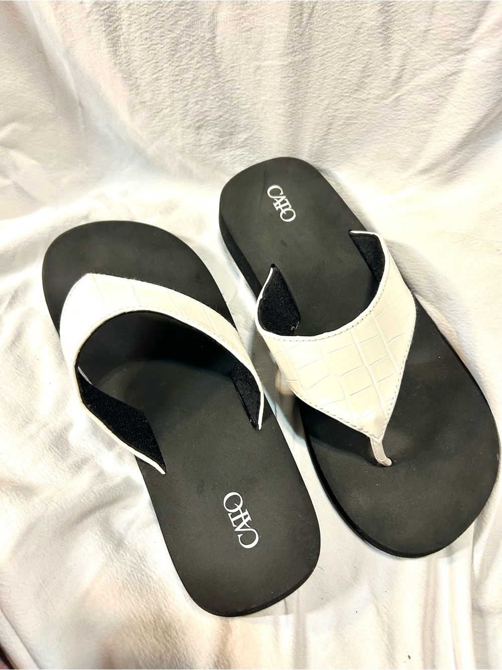 Cato Black Footbed White Croc-Texture Thong Sandals